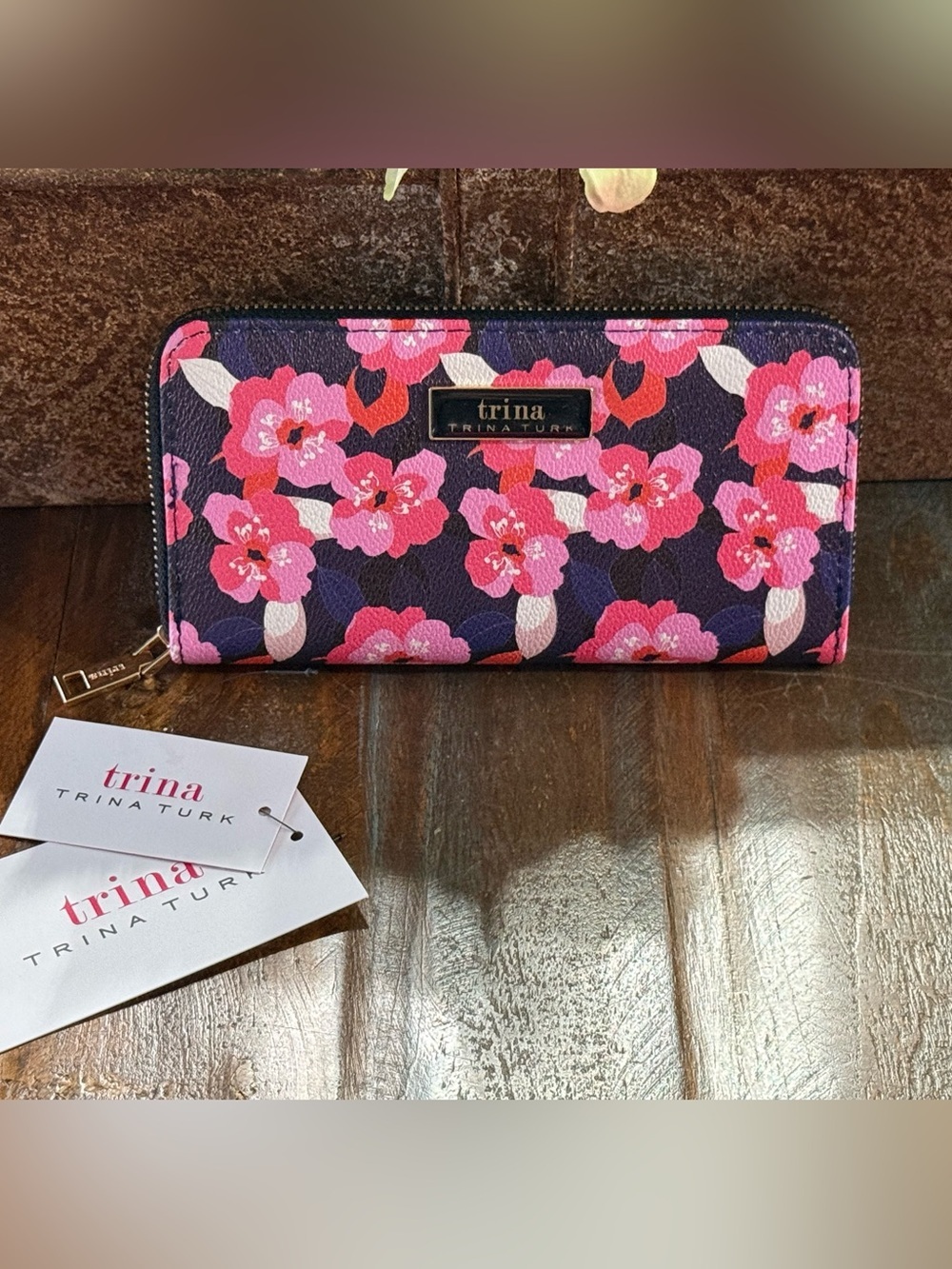 Trina Turk All Over Narcissus Floral Zip Around Wallet NWT